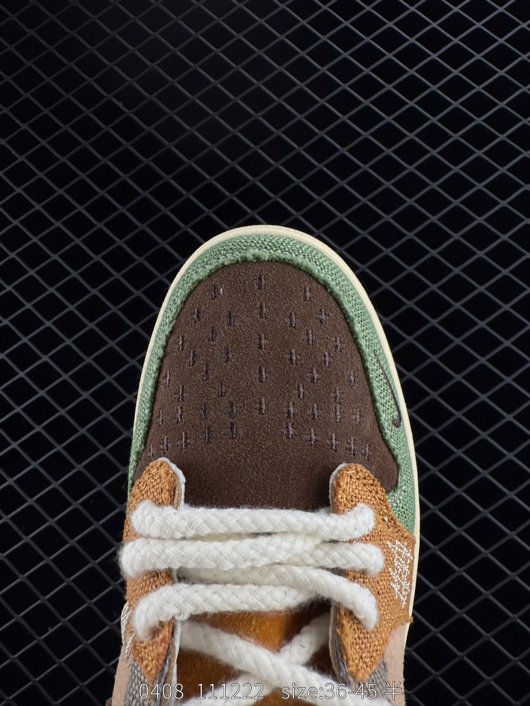 Travis Scott x Air Jordan 1 ” Reverse Mocha “